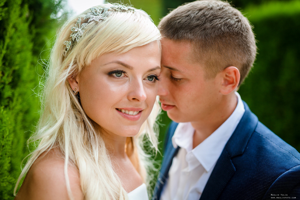 Sesja zdjęciowa w parku w Barcelonie. Fotograf w Barcelonie Hiszpanii Maslik Yulia