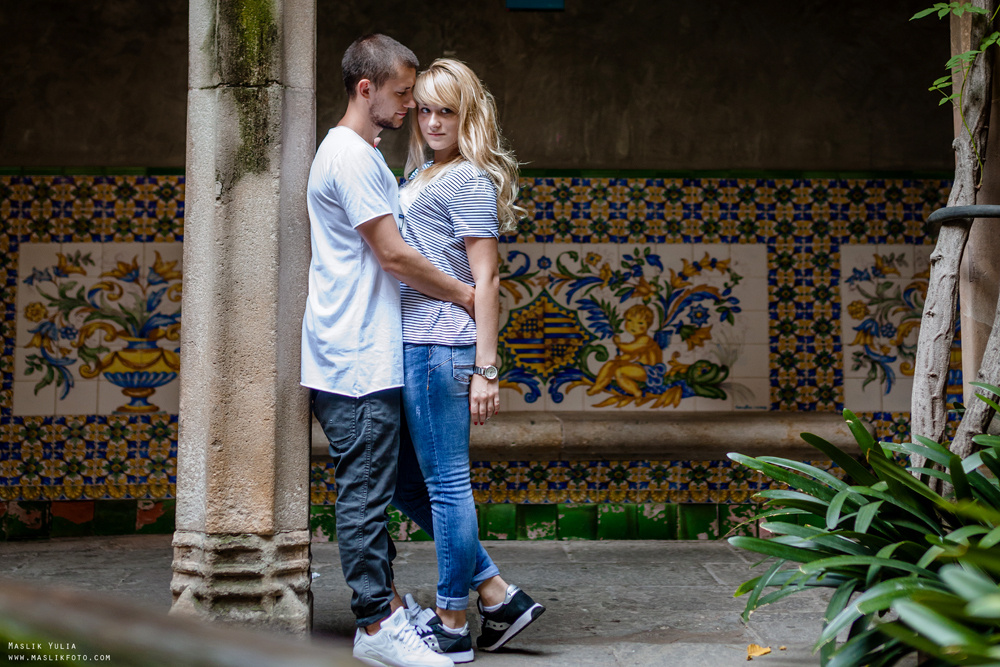 Dynamiczna sesja zdjęciowa w Barcelonie. Fotograf w Barcelonie Hiszpanii Maslik Yulia