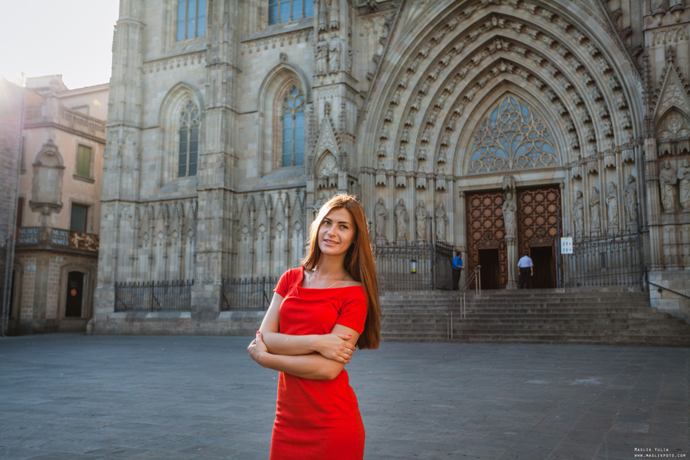 Sesión de fotos descarada al estilo de la moda en Barcelona. Fotógrafo en Barcelona  Maslik Yulia