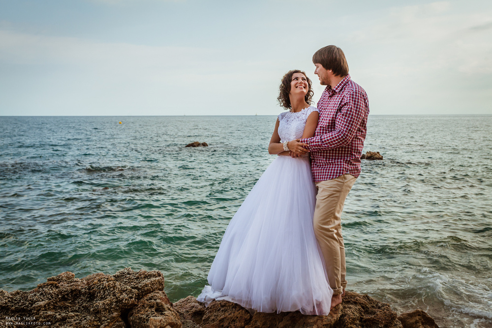 Wedding photo session in Lloret de Mar. Photographer in Barcelona Spain Maslik Yulia