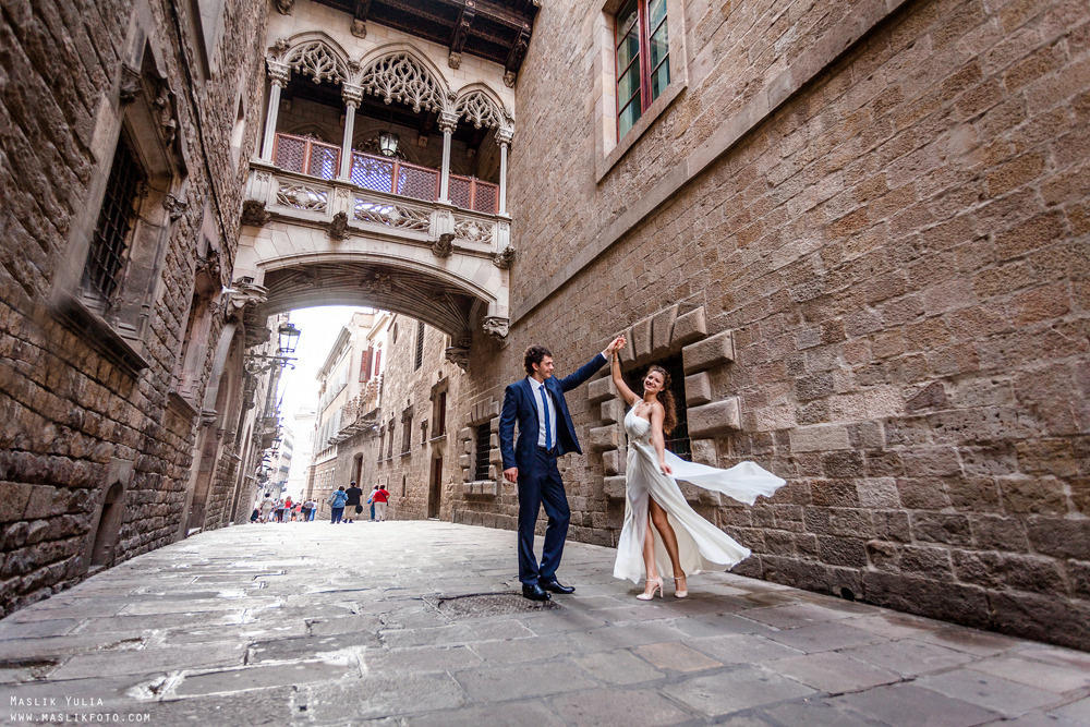 Морская свадебная фотосессия в Испании. Фотограф в Барселоне Испании Маслик Юлия