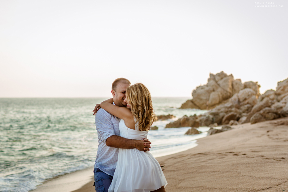 Нежная фотосессия в Барселоне. Фотограф в Барселоне Испании Маслик Юлия