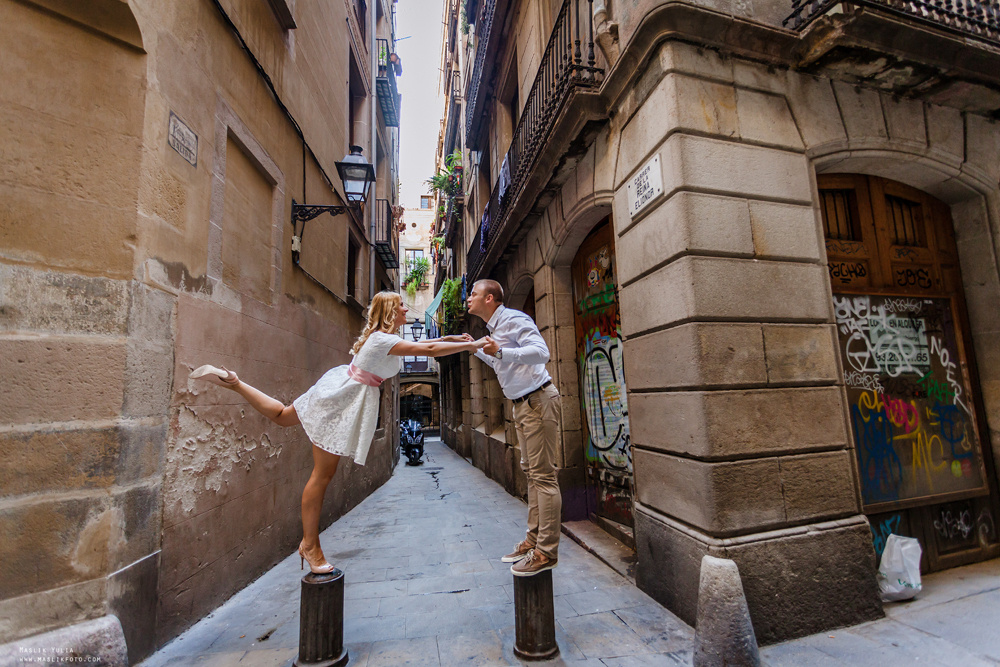 Нежная фотосессия в Барселоне. Фотограф в Барселоне Испании Маслик Юлия