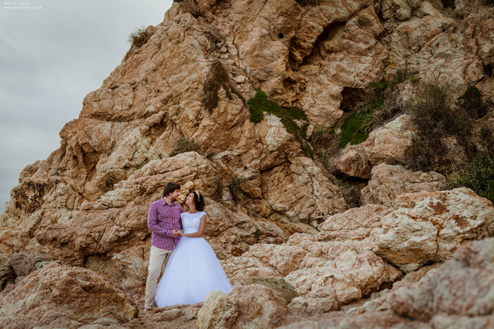 Wedding photo session in Lloret de Mar. Photographer in Barcelona Spain Maslik Yulia