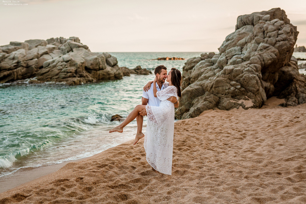 Пляжная фотосессия в Калелье. Фотограф в Барселоне Испании Маслик Юлия