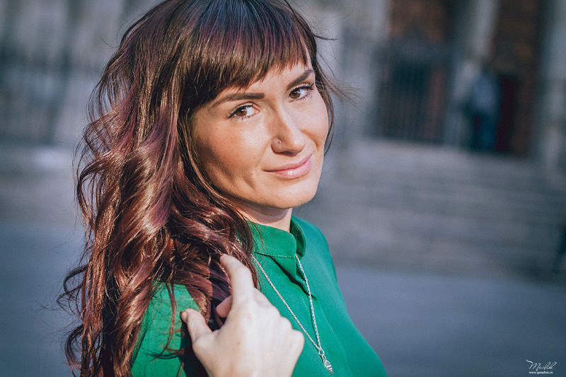 Autumn photo shoot in Barcelona. Photographer in Barcelona Spain Maslik Yulia