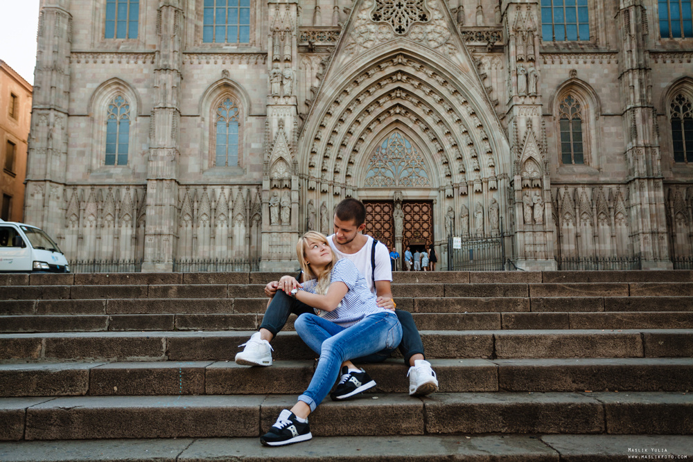 Dynamiczna sesja zdjęciowa w Barcelonie. Fotograf w Barcelonie Hiszpanii Maslik Yulia