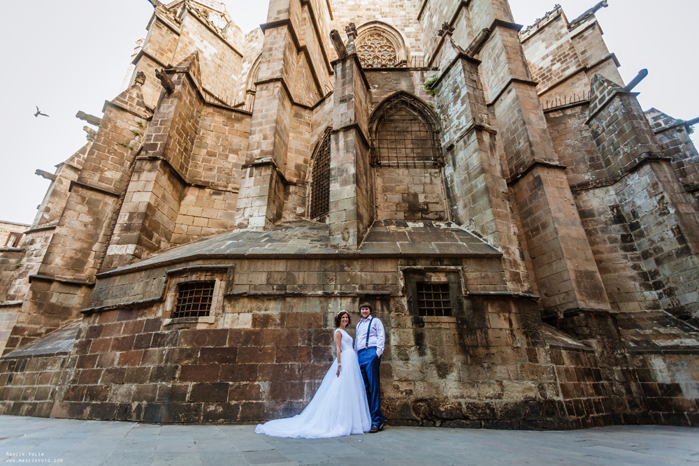 Wedding photo session in Lloret de Mar. Photographer in Barcelona Spain Maslik Yulia