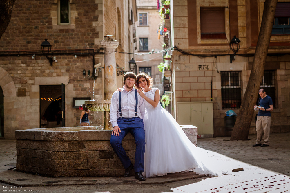 Wedding photo session in Lloret de Mar. Photographer in Barcelona Spain Maslik Yulia