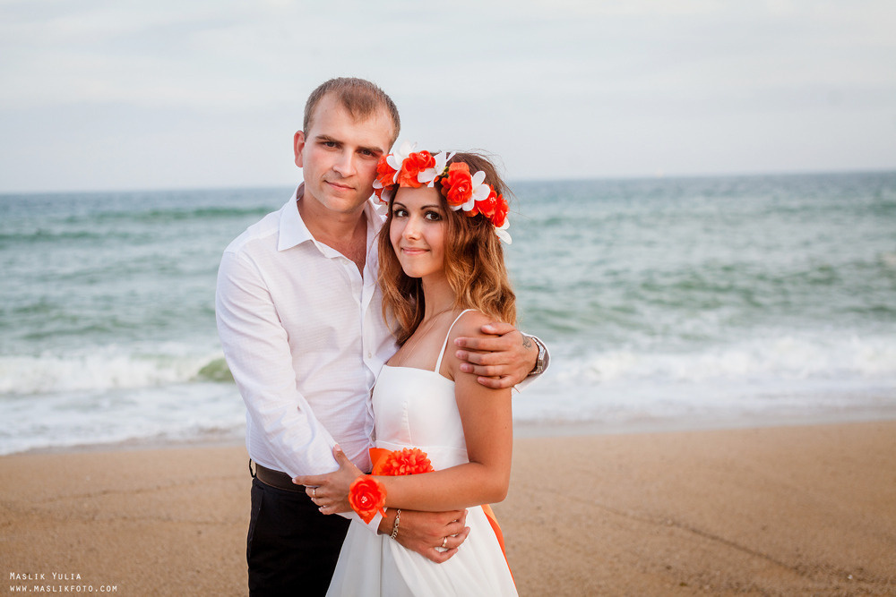 Wedding photo session in Badalona, Spain. Photographer in Barcelona Spain Maslik Yulia