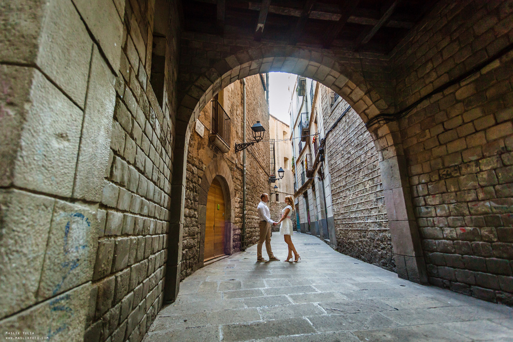Нежная фотосессия в Барселоне. Фотограф в Барселоне Испании Маслик Юлия