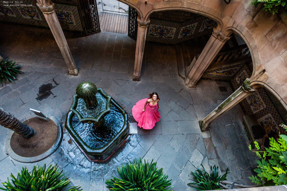 Индивидуальная фотосессия в Барселоне. Фотограф в Барселоне Испании Маслик Юлия