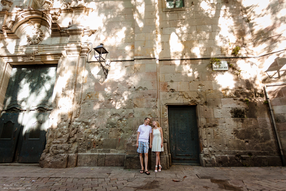 Летняя семейная фотосессия в Барселоне. Фотограф в Барселоне Испании Маслик Юлия