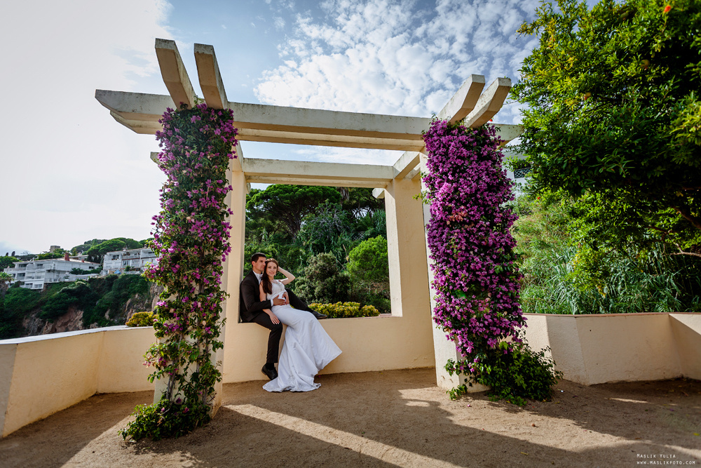 Sesja ślubna w Blanes - Hiszpania. Fotograf w Barcelonie Hiszpanii Maslik Yulia