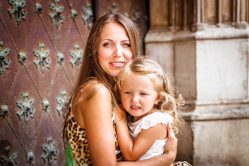 Sesión fotográfica familiar en Tarragona. Fotógrafo en Barcelona  Maslik Yulia