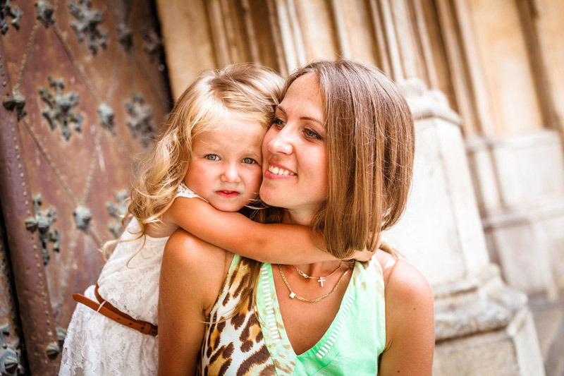 Sesión fotográfica familiar en Tarragona. Fotógrafo en Barcelona  Maslik Yulia