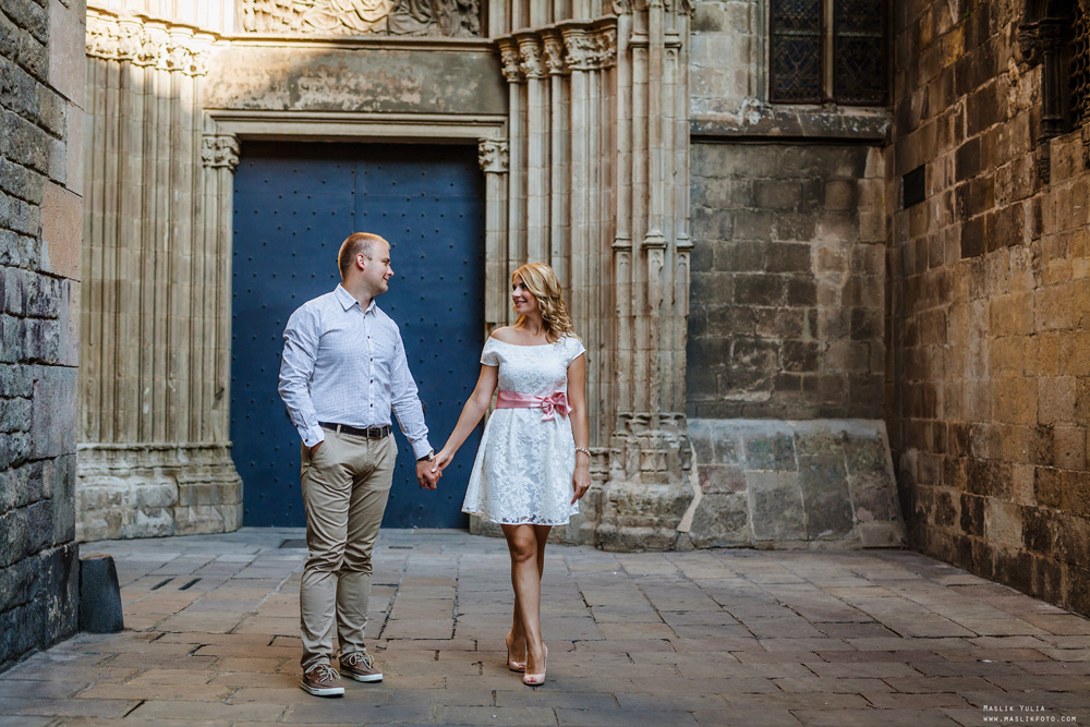 Нежная фотосессия в Барселоне. Фотограф в Барселоне Испании Маслик Юлия