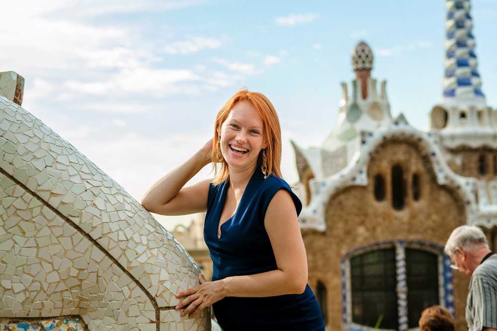 Pregnancy photo shoot in Park Guell. Photographer in Barcelona Spain Maslik Yulia