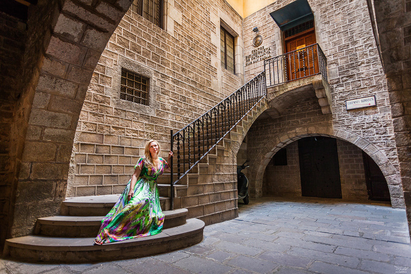 Женская фотосессия в Барселоне. Фотограф в Барселоне Испании Маслик Юлия