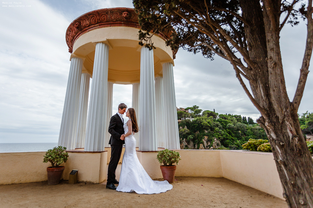 Sesja ślubna w Blanes - Hiszpania. Fotograf w Barcelonie Hiszpanii Maslik Yulia