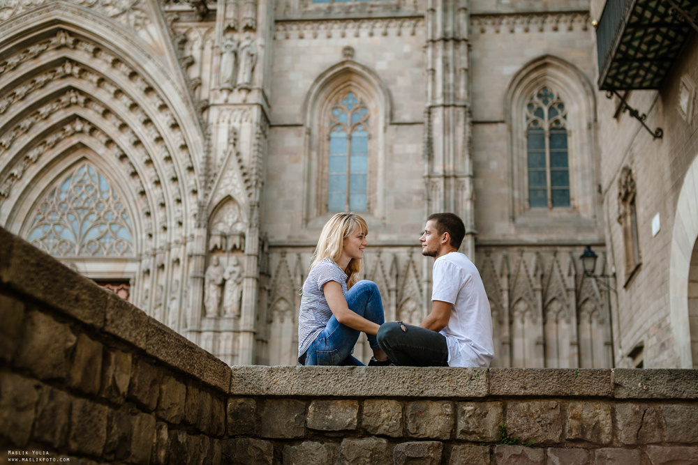 Dynamiczna sesja zdjęciowa w Barcelonie. Fotograf w Barcelonie Hiszpanii Maslik Yulia