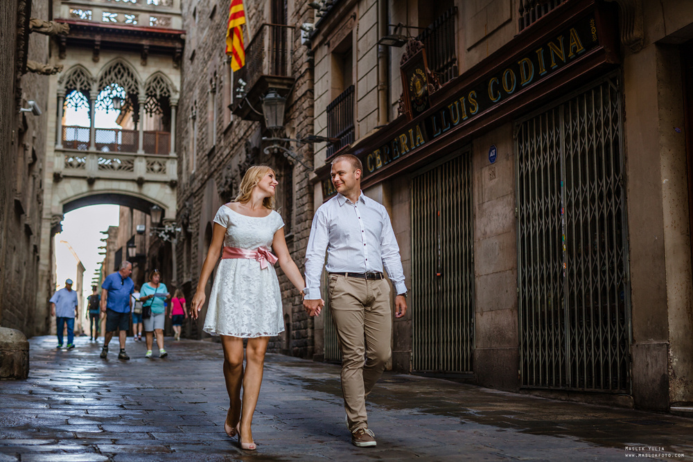 Нежная фотосессия в Барселоне. Фотограф в Барселоне Испании Маслик Юлия