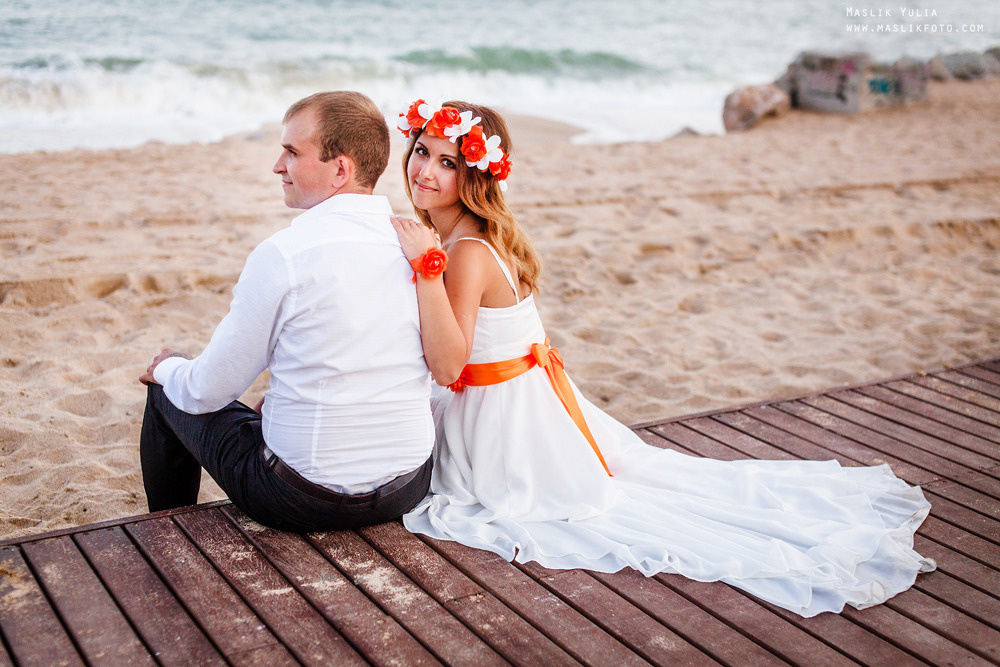 Wedding photo session in Badalona, Spain. Photographer in Barcelona Spain Maslik Yulia