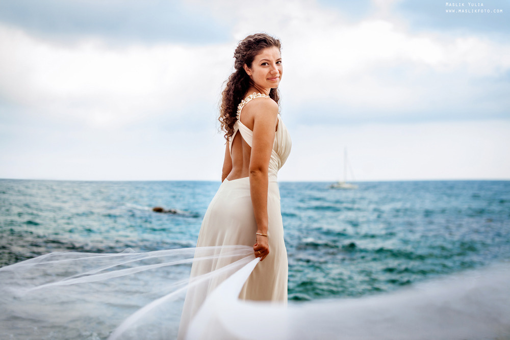 Морская свадебная фотосессия в Испании. Фотограф в Барселоне Испании Маслик Юлия