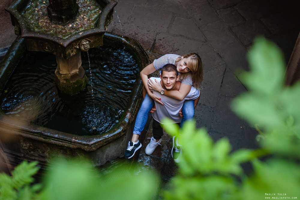Dynamiczna sesja zdjęciowa w Barcelonie. Fotograf w Barcelonie Hiszpanii Maslik Yulia