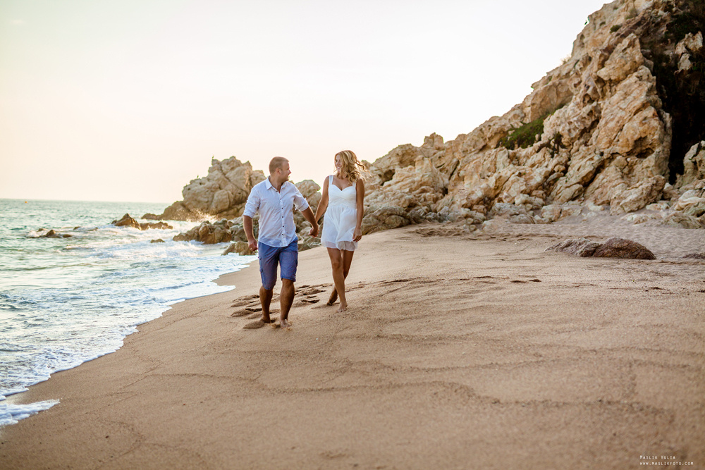 Нежная фотосессия в Барселоне. Фотограф в Барселоне Испании Маслик Юлия