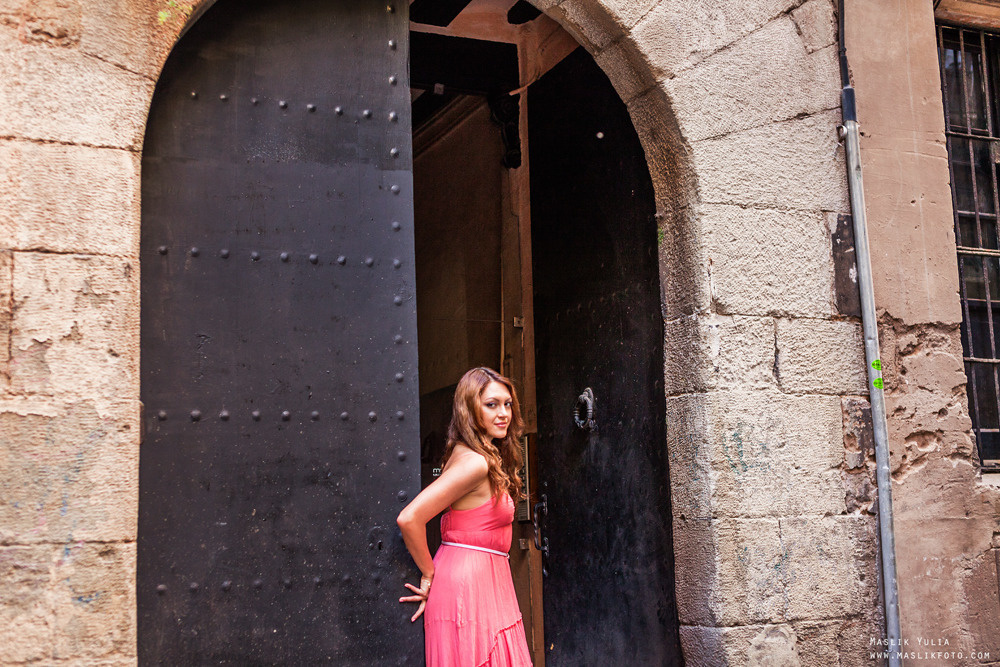 Индивидуальная фотосессия в Барселоне. Фотограф в Барселоне Испании Маслик Юлия