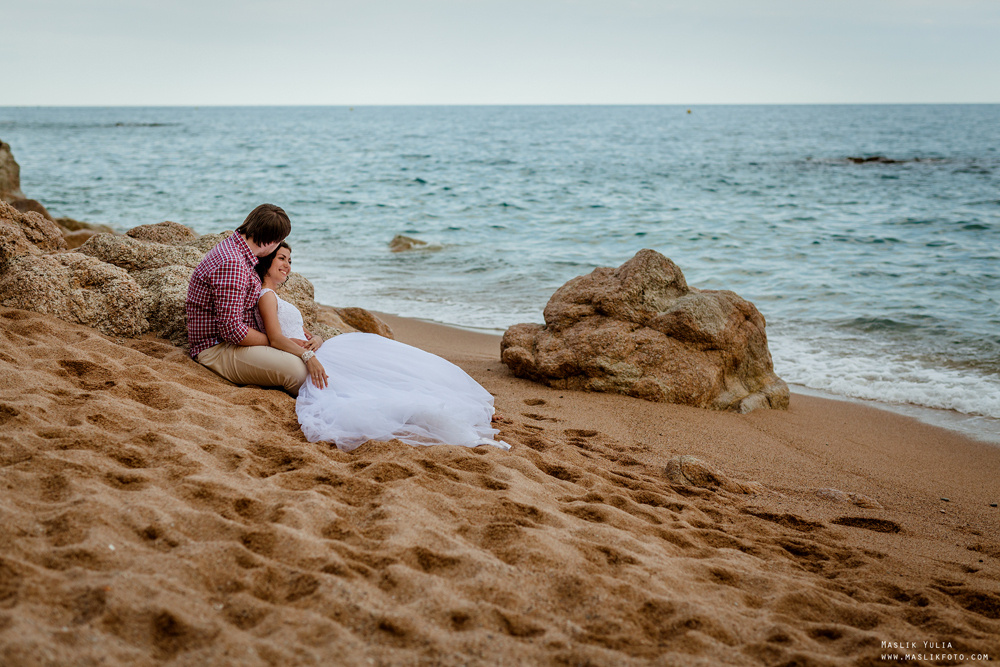 Wedding photo session in Lloret de Mar. Photographer in Barcelona Spain Maslik Yulia
