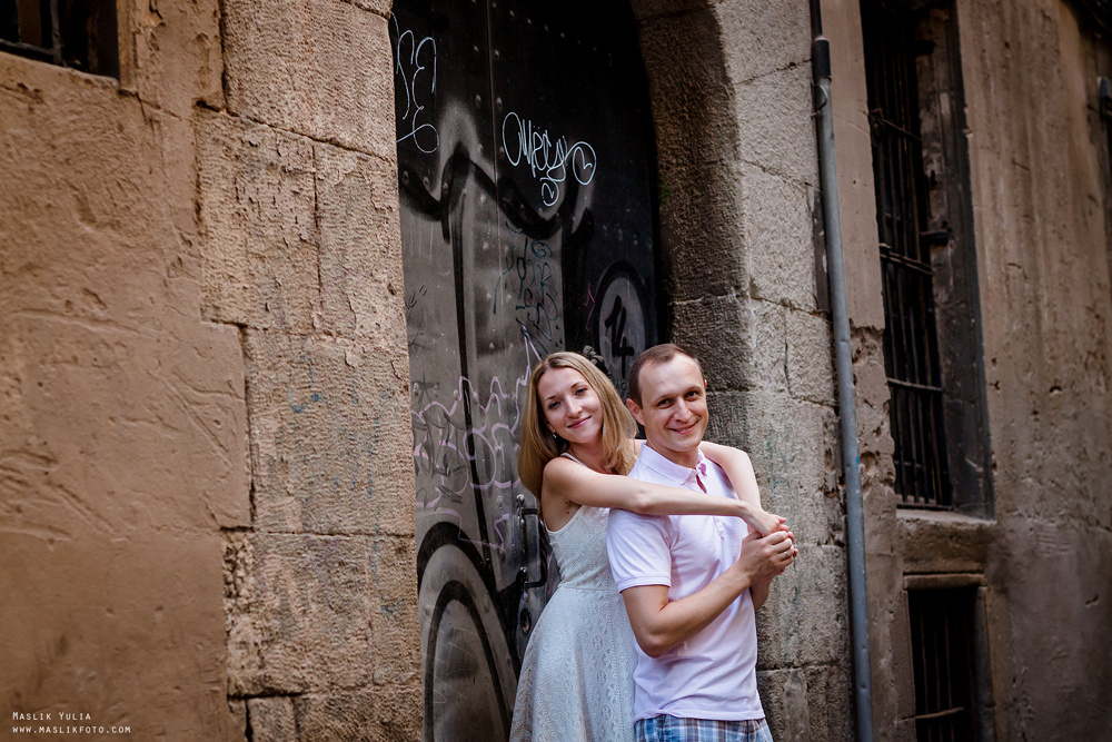 Летняя семейная фотосессия в Барселоне. Фотограф в Барселоне Испании Маслик Юлия
