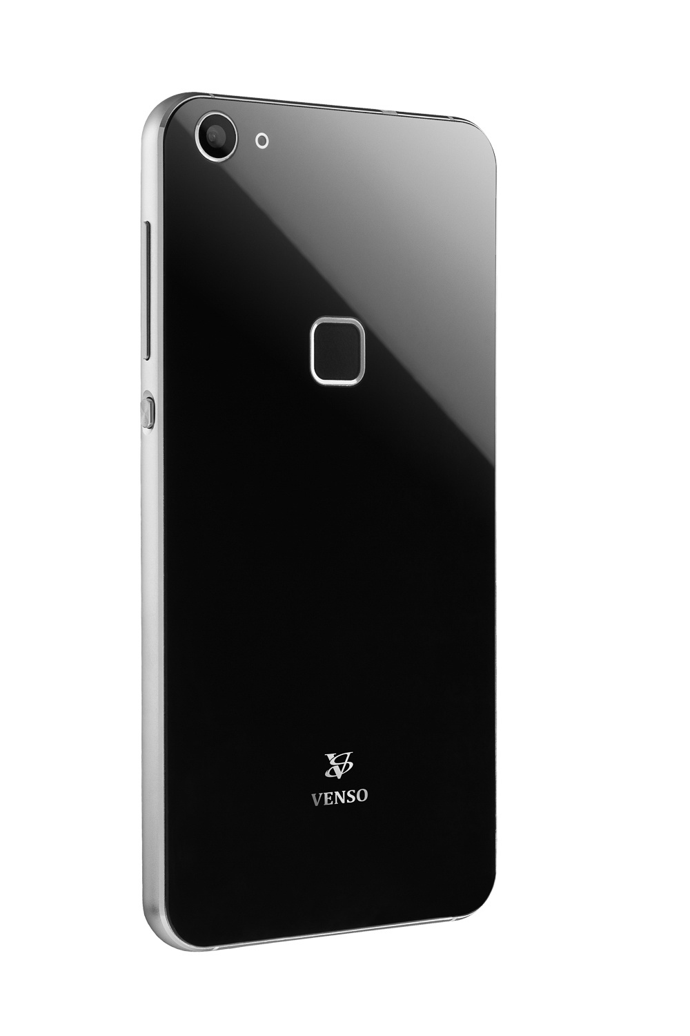 Advertising photographer in Europe. Iceland elopement photo and video | Nikolaichik Photo