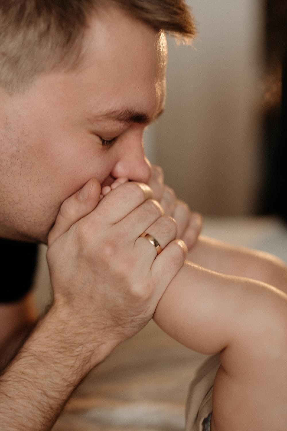 Newborn lifestile. Orange County Wedding Photographer & Videographer | Candid & Timeless Wedding Photo + Video | Italiantsev