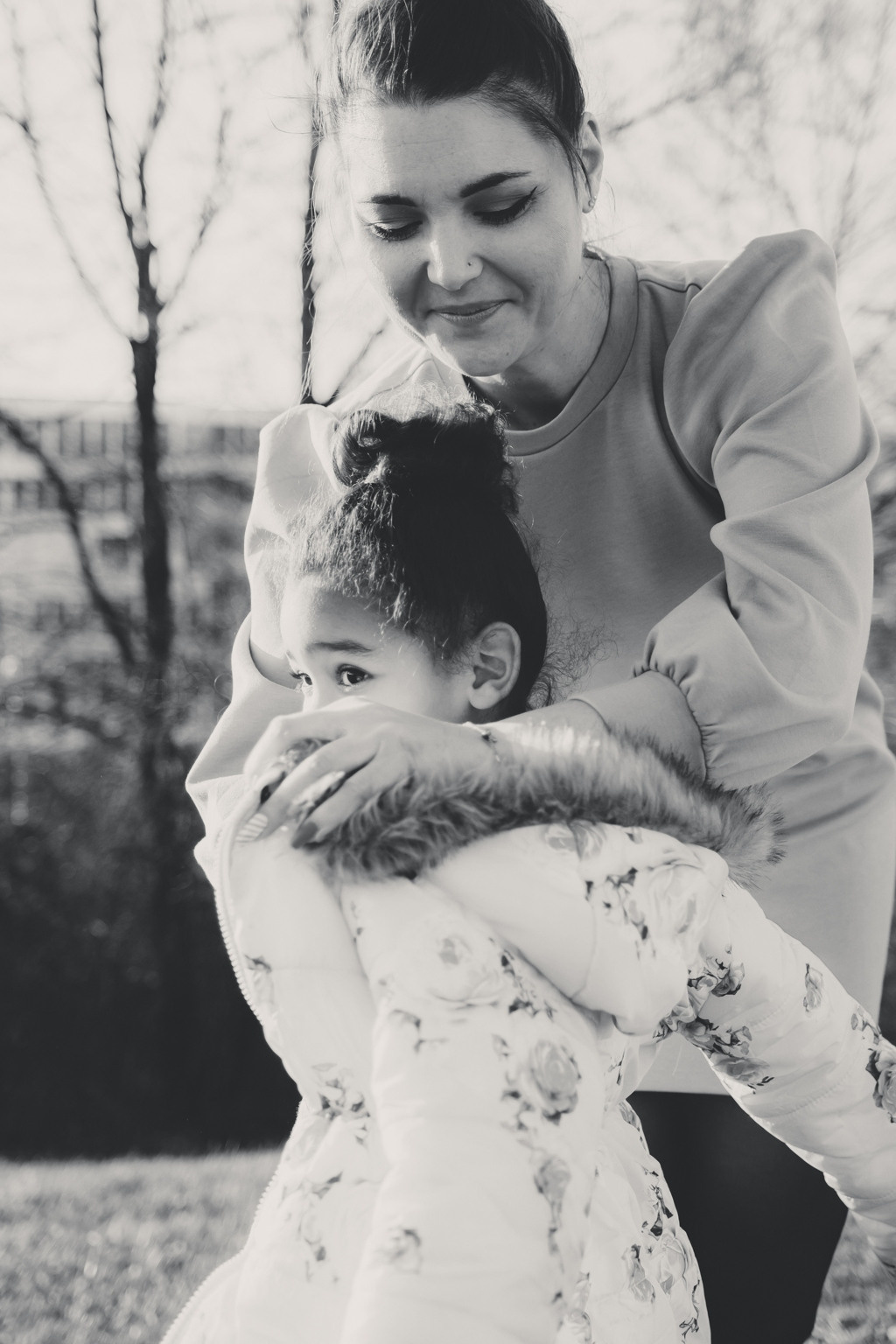 JESSICA AND MIA | FAMILY PHOTOSHOOT | ZÜRICH. HOME