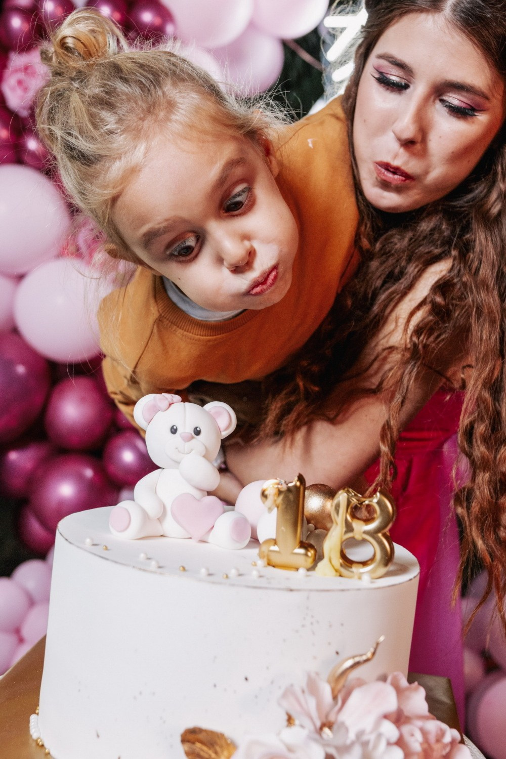 FOTOGRAFISANJE PUNOLETSTVA. Fotografi iz Backog Petrovca David i Andrea Stojanovic