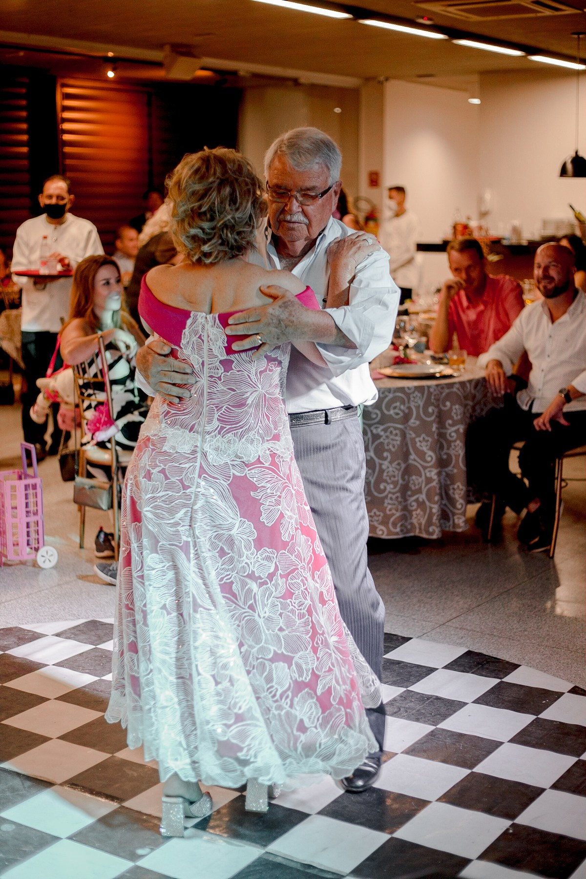 Waldeana - 70 anos. Fotógrafa de Eventos em São Paulo e Sorocaba Kika Damasceno