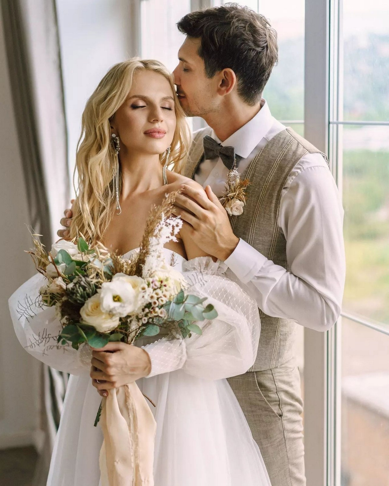 Wedding Photography & Videography Team in California, Los Angeles, San Francisco, San Diego and Travel