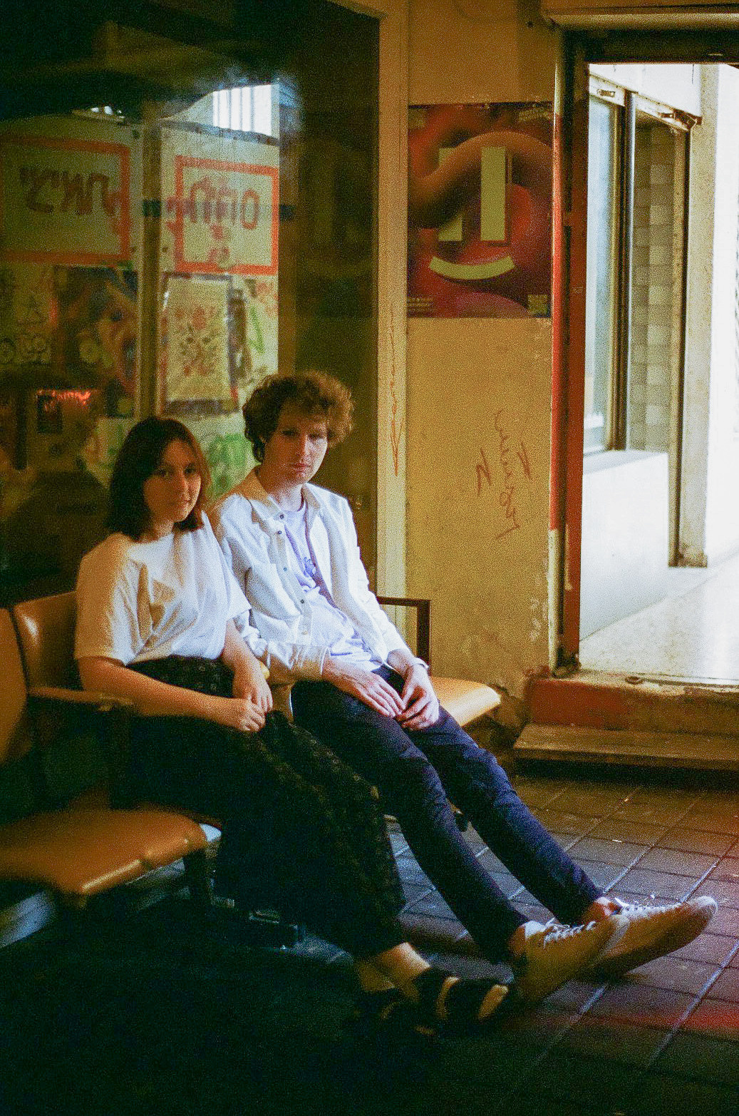 Вика и Дина. Film portrait photographer