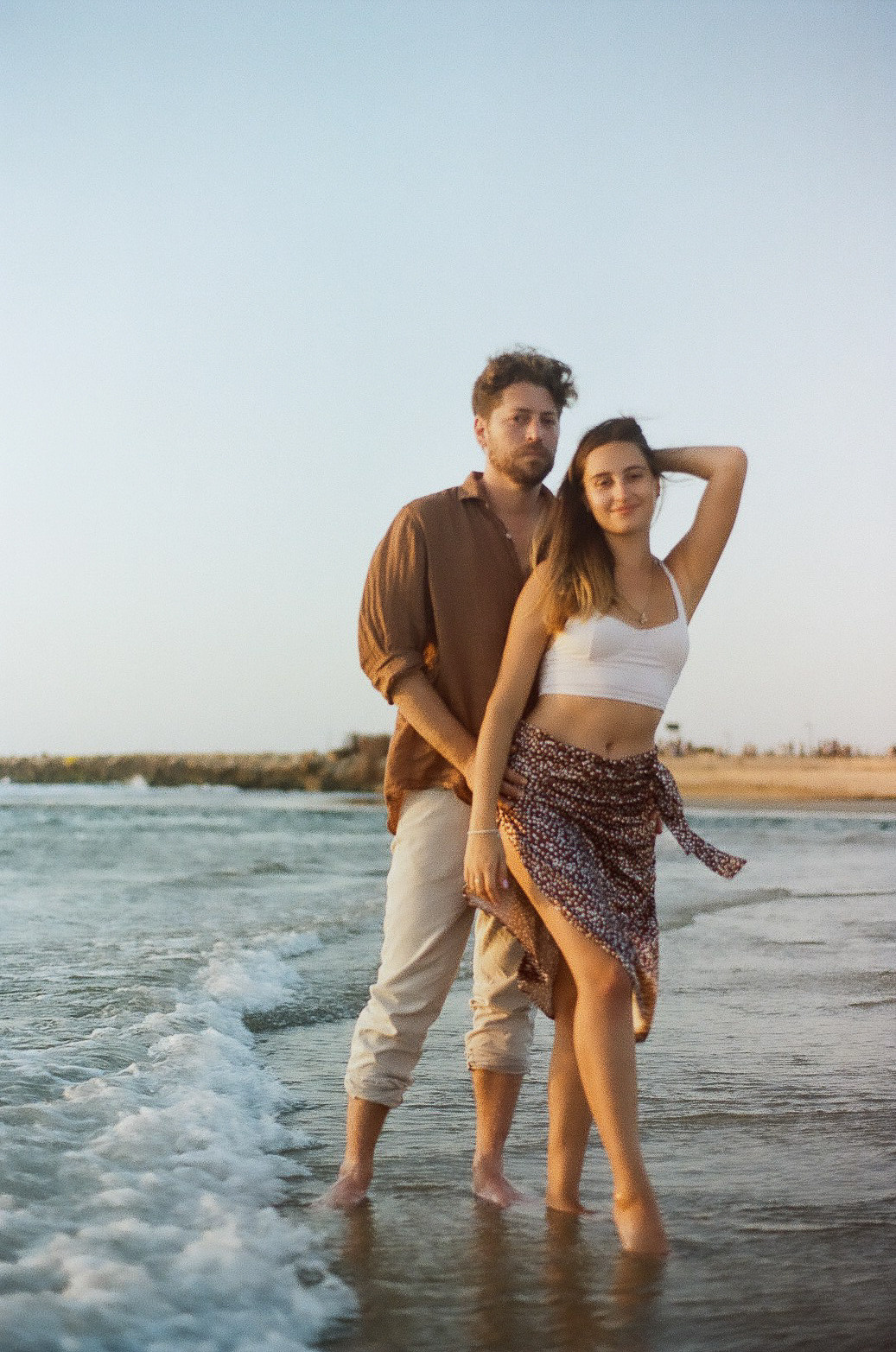 Dasha & Jessie. Film photographer