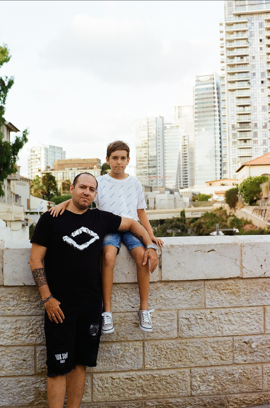 Анна с семьей. Film photographer