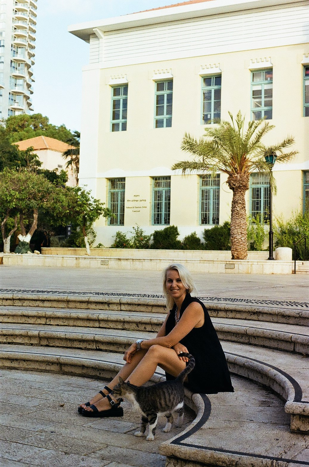 Анна с семьей. Film photographer