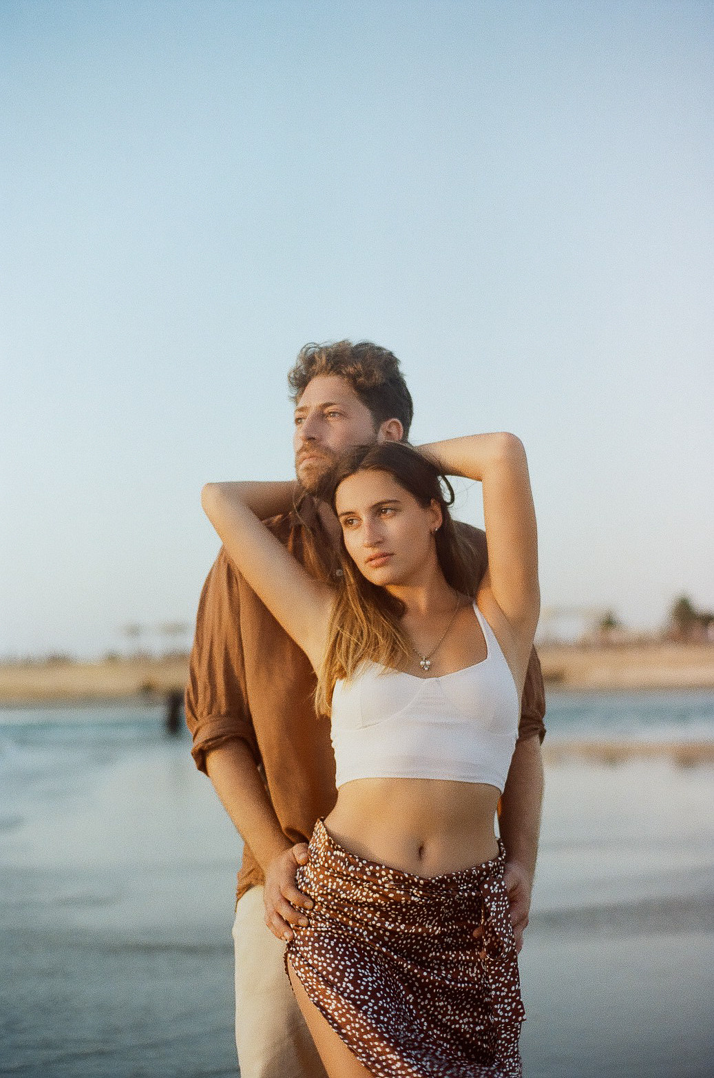 Dasha & Jessie. Film photographer