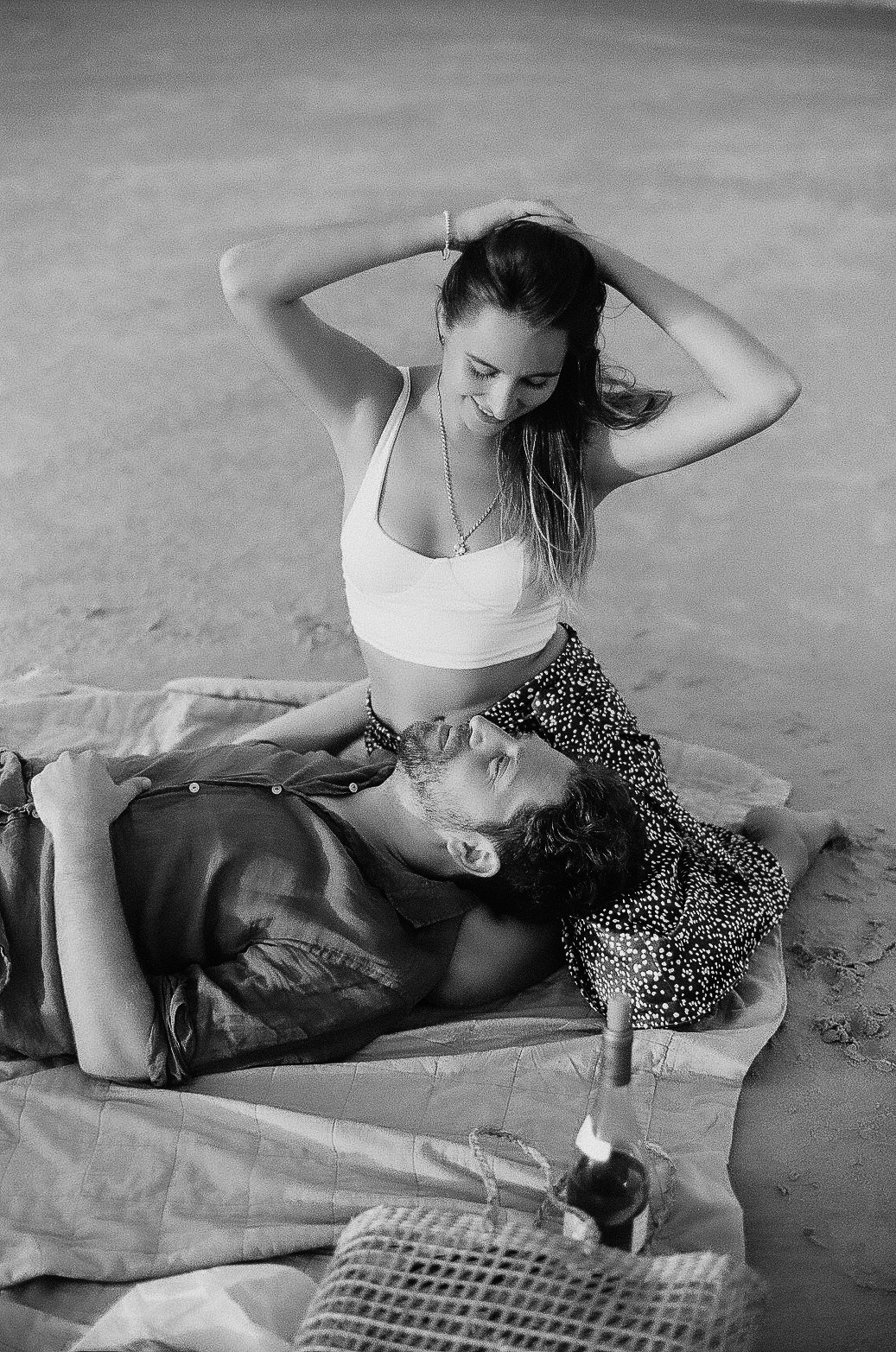 Dasha & Jessie. Film photographer