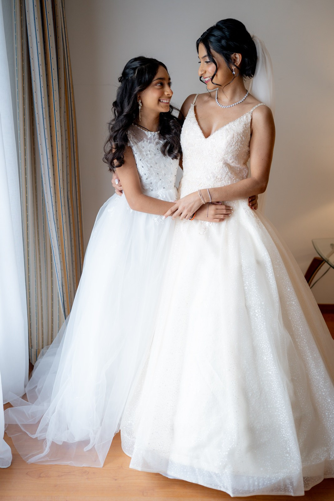 Vishali e Jenish. Fabio Barth — Wedding Photo & Film