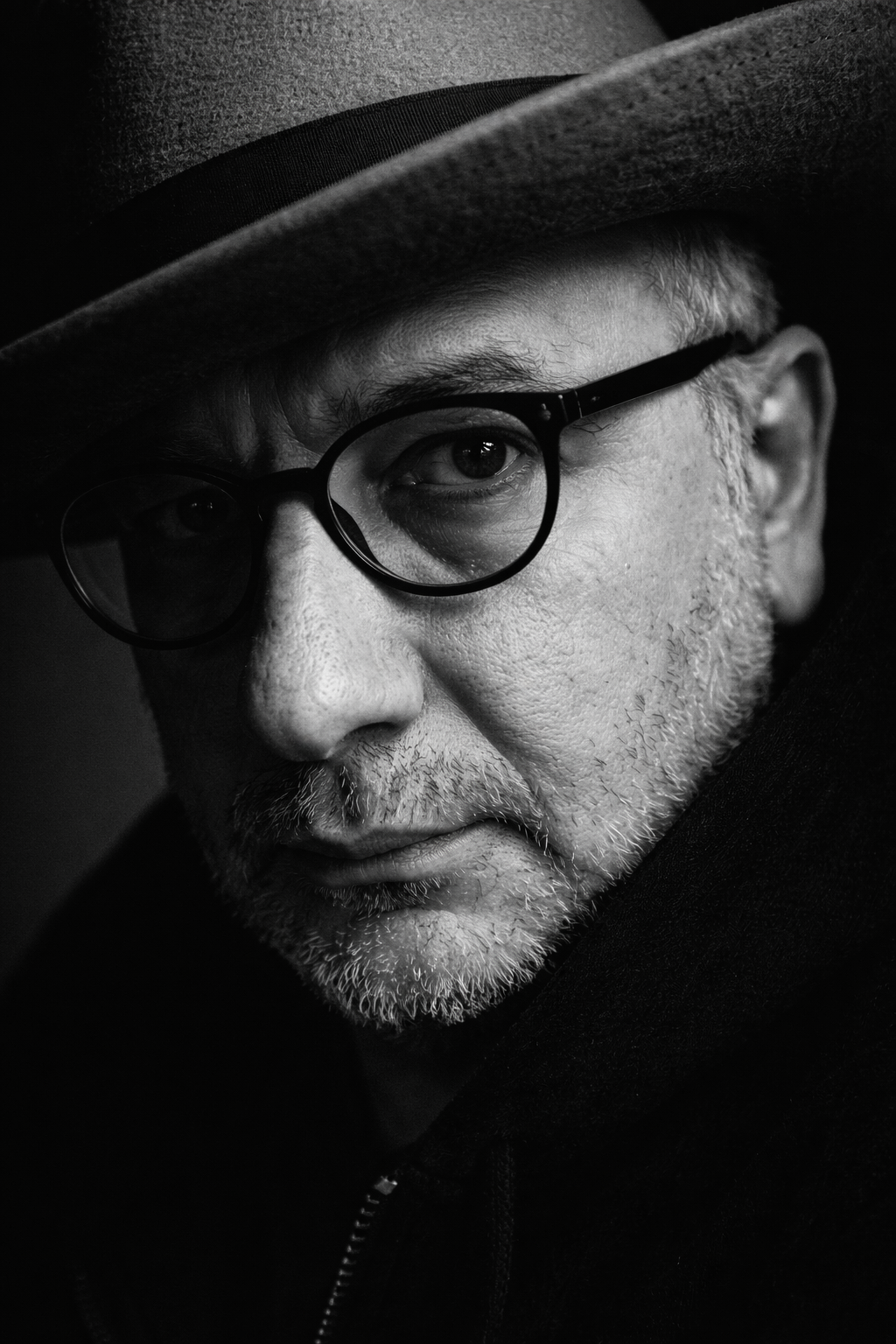 AI Will Never Replace Photographers — Especially Studio Photography Built on Vision, Light & Human Creativity. Emin Kuliyev — Award-Winning Wedding Photojournalist NYC & USA | Best Wedding Photographer Known for Candid, Timeless Moments