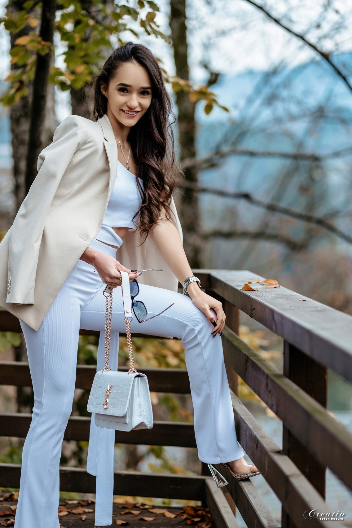 Oferta albume absolvenți 2026. Fotograf nuntă Bistrița | fotograf botez | Creativ Foto Video | Vasile Mizgan