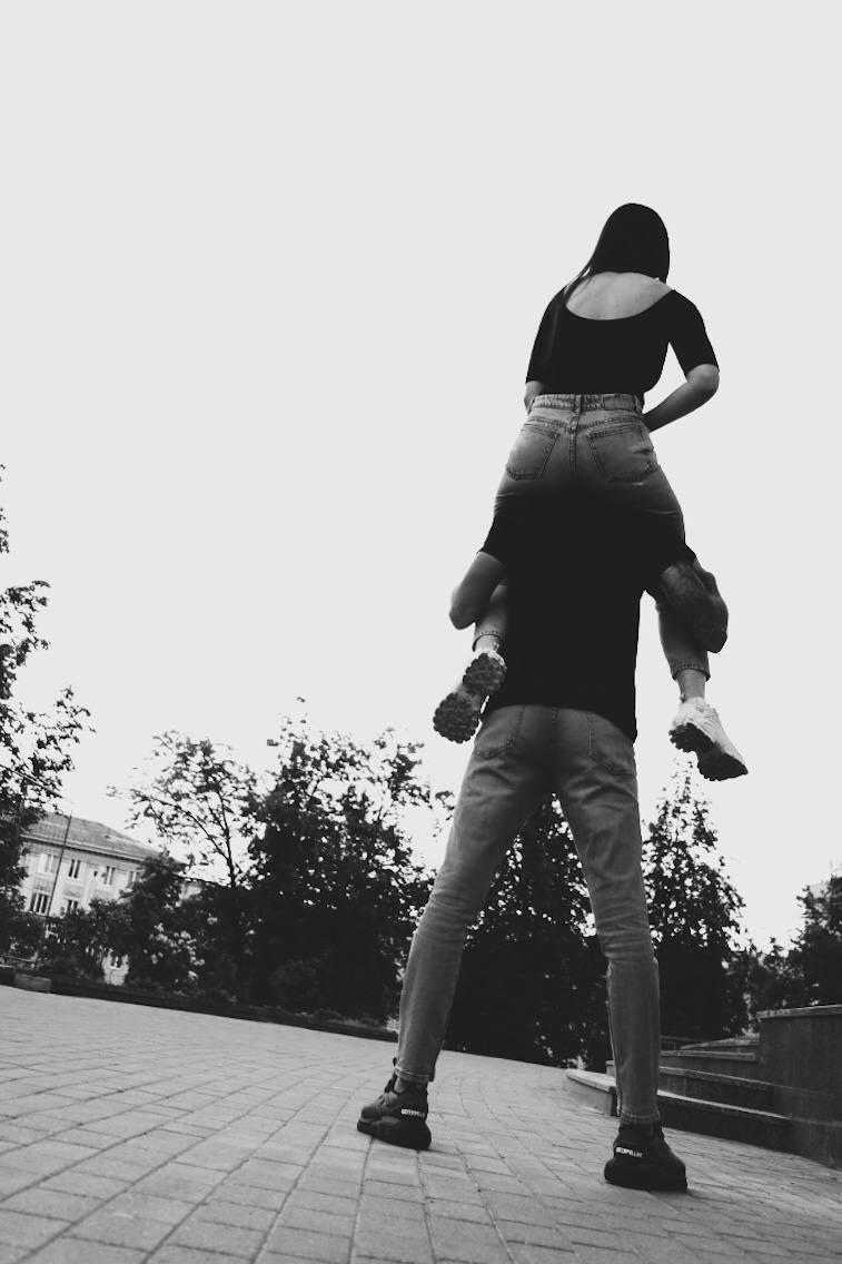 LoveStory Outdoor B&W. Портретный фотограф в Кракове Анна Бовтюк