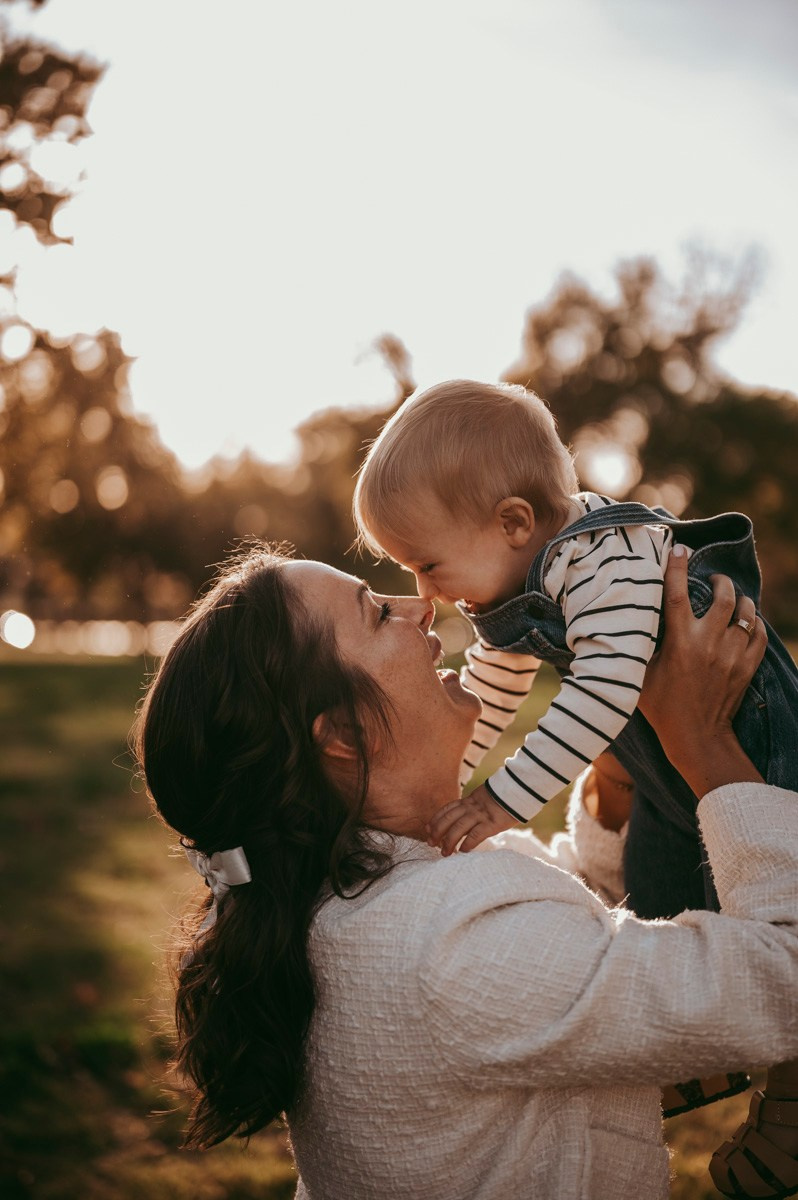 Aleksandra, Filip, Lion i Luka / PORODICNOFOTOGRAFISANJE napolju. Deciji i porodicni fotograf u Beogradu Oksana Skendzic